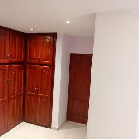 Résidence Des 7 Collines Yaoundé Esterno foto