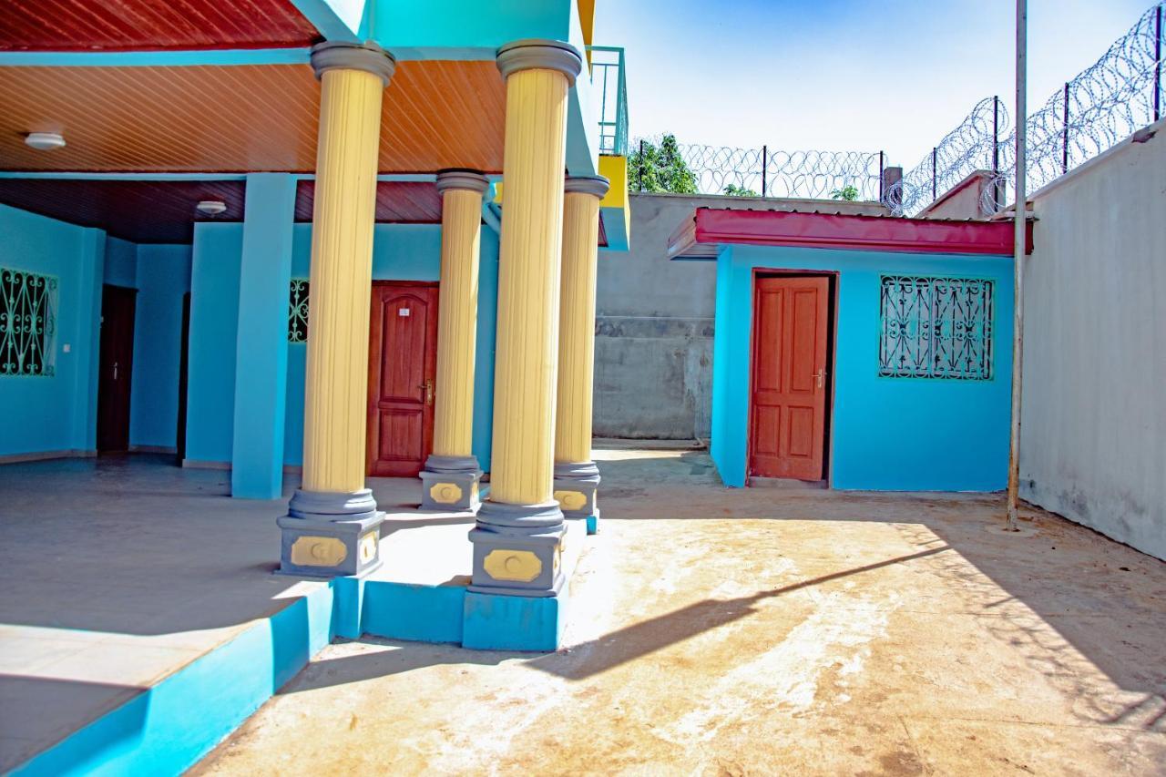 Résidence Des 7 Collines Yaoundé Esterno foto