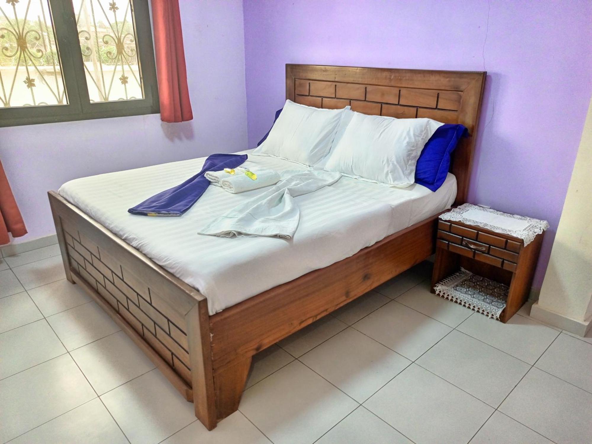 Résidence Des 7 Collines Yaoundé Esterno foto