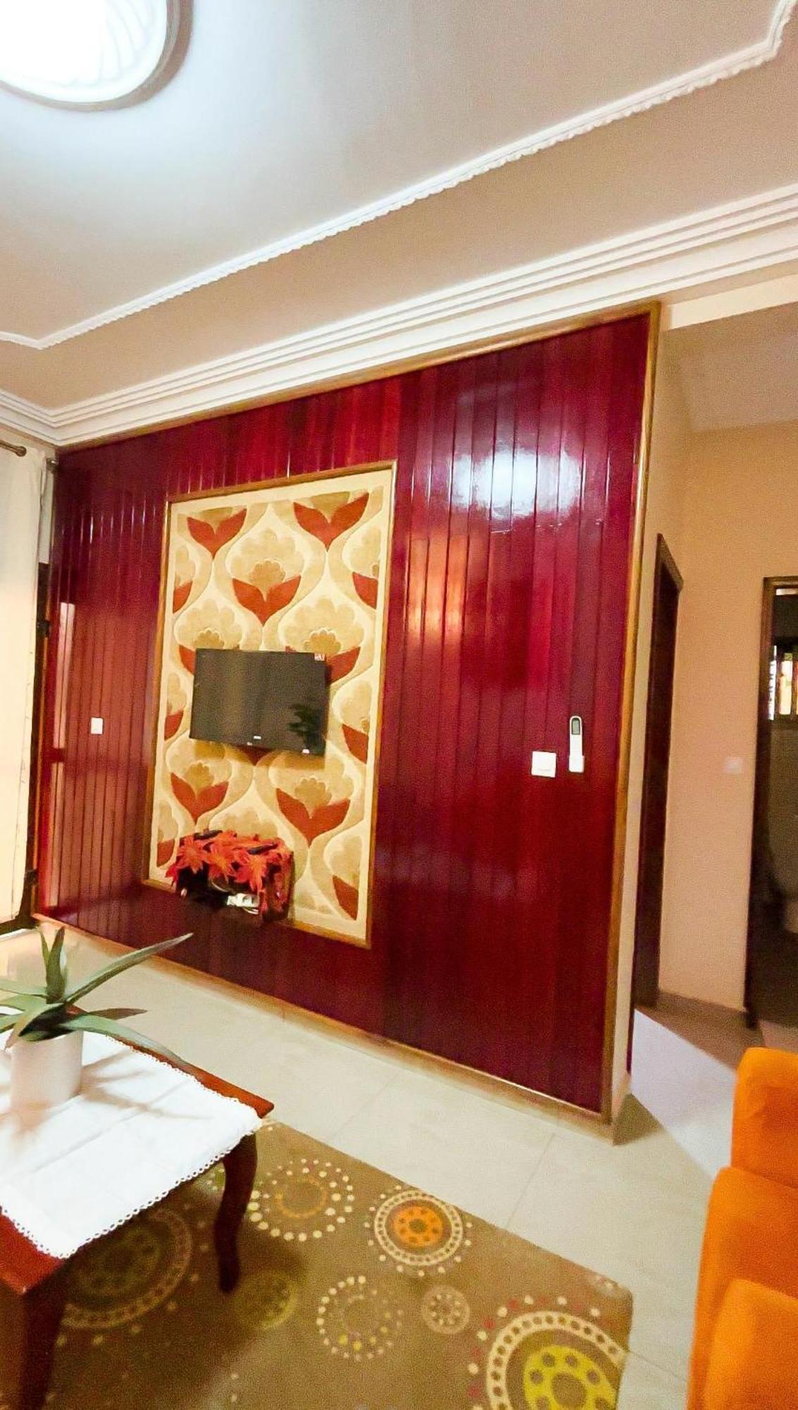 Résidence Des 7 Collines Yaoundé Esterno foto