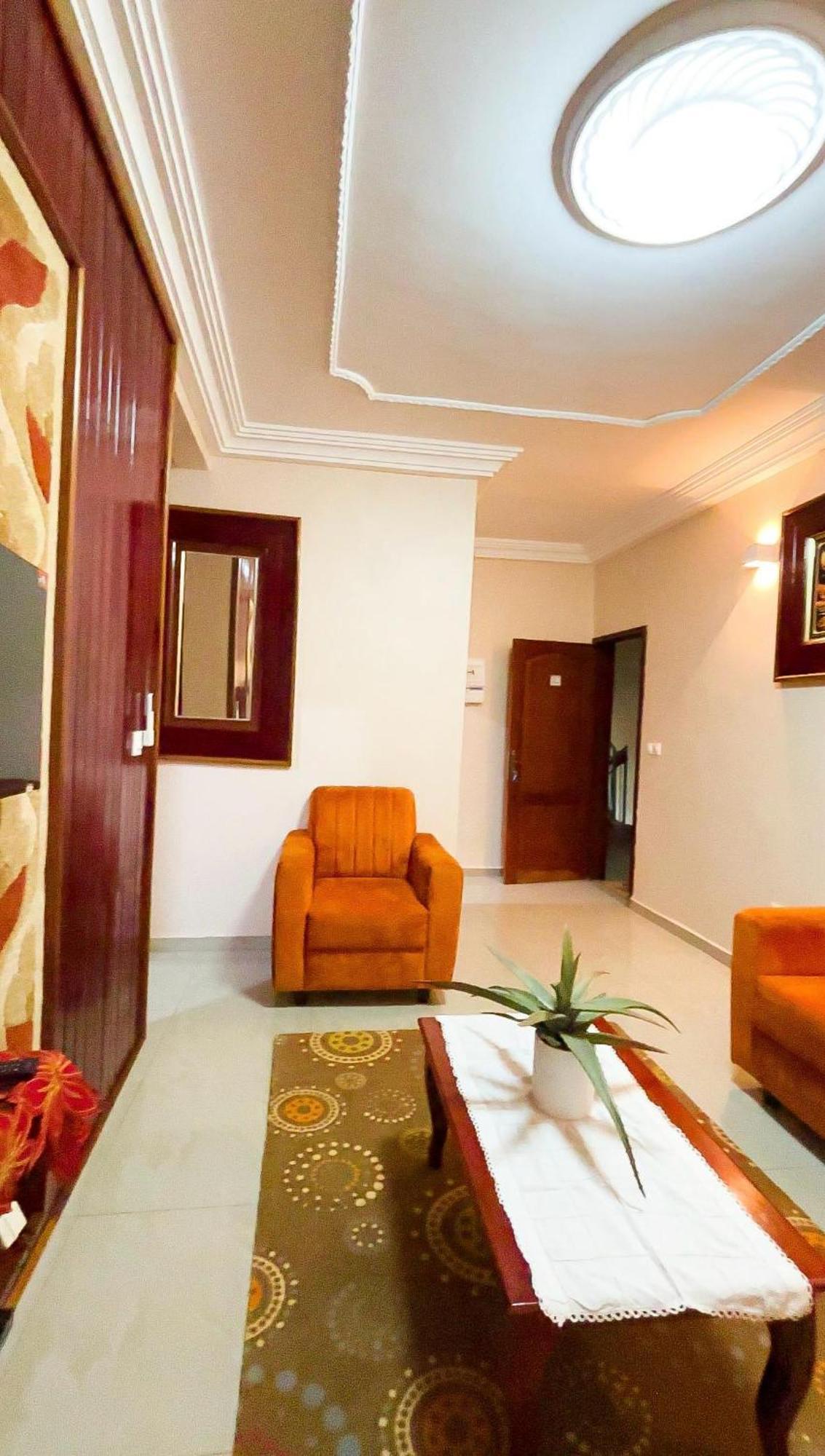 Résidence Des 7 Collines Yaoundé Esterno foto